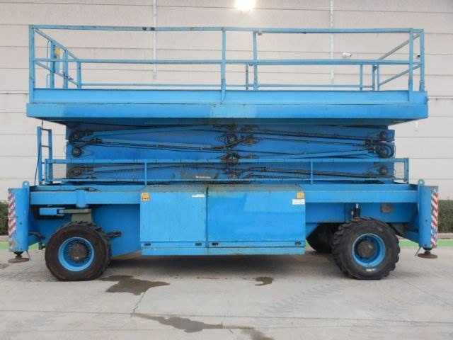 Holland Lift M250DL27 - Saksilava: kuva Holland Lift M250DL27 - Saksilava Holland Lift M250DL27 - Saksilava: kuva Holland Lift M250DL27 - Saksilava