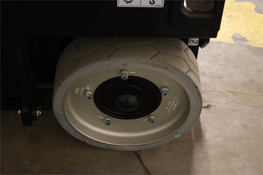 Saksilava JLG ES3246: kuva Saksilava JLG ES3246