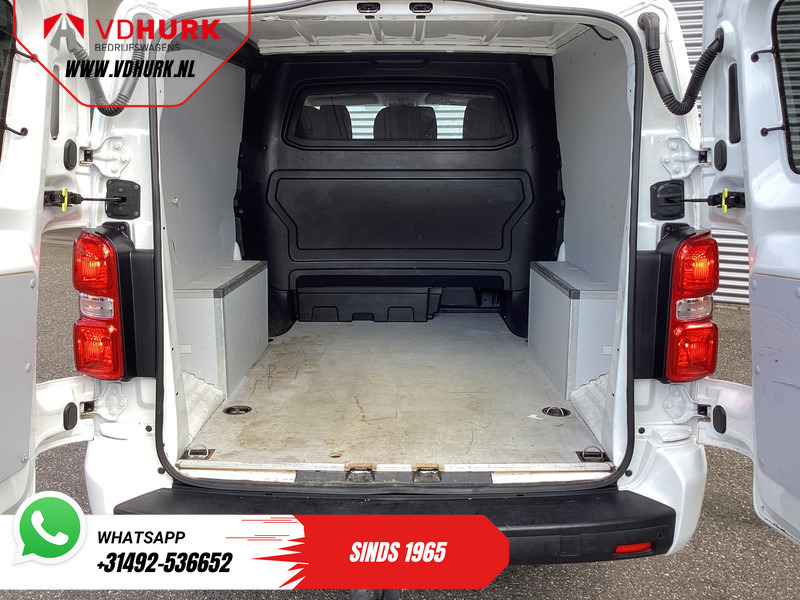Citroën Jumpy 2.0 HDI 125 pk L3 Dubbel Cabine EXPORT 6 Pers./ 2xSchuifdeur/ Riem.VV/ Betimmerd/ LMV/ PDC/ Cruise/ Trekhaak/ Airco - Pieni pakettiauto, Jatko-ohjaamo kevyt kuorma-auto: kuva Citroën Jumpy 2.0 HDI 125 pk L3 Dubbel Cabine EXPORT 6 Pers./ 2xSchuifdeur/ Riem.VV/ Betimmerd/ LMV/ PDC/ Cruise/ Trekhaak/ Airco - Pieni pakettiauto, Jatko-ohjaamo kevyt kuorma-auto Citroën Jumpy 2.0 HDI 125 pk L3 Dubbel Cabine EXPORT 6 Pers./ 2xSchuifdeur/ Riem.VV/ Betimmerd/ LMV/ PDC/ Cruise/ Trekhaak/ Airco - Pieni pakettiauto, Jatko-ohjaamo kevyt kuorma-auto: kuva Citroën Jumpy 2.0 HDI 125 pk L3 Dubbel Cabine EXPORT 6 Pers./ 2xSchuifdeur/ Riem.VV/ Betimmerd/ LMV/ PDC/ Cruise/ Trekhaak/ Airco - Pieni pakettiauto, Jatko-ohjaamo kevyt kuorma-auto