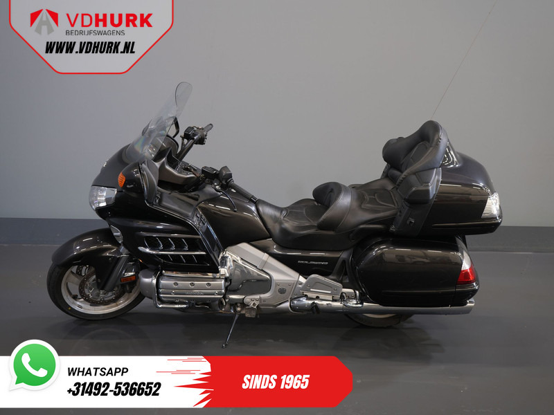Honda GL 1800 GoldWing MARGE/ Koffers/ Cruise/ Topkoffer/ Navi/ Radio - Moottoripyörä: kuva Honda GL 1800 GoldWing MARGE/ Koffers/ Cruise/ Topkoffer/ Navi/ Radio - Moottoripyörä Honda GL 1800 GoldWing MARGE/ Koffers/ Cruise/ Topkoffer/ Navi/ Radio - Moottoripyörä: kuva Honda GL 1800 GoldWing MARGE/ Koffers/ Cruise/ Topkoffer/ Navi/ Radio - Moottoripyörä
