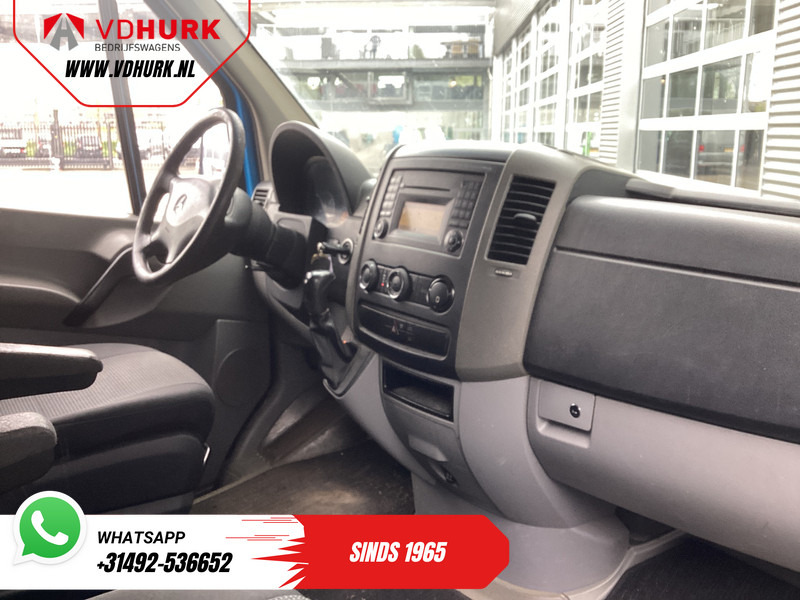 Mercedes-Benz Sprinter 313 2.2 CDI Aut. L2 DC Dubbel Cabine EXPORT ONLY Airco/ 2.8t Trekverm./ Imperiaal & Trap - Pakettiauto, Jatko-ohjaamo kevyt kuorma-auto: kuva Mercedes-Benz Sprinter 313 2.2 CDI Aut. L2 DC Dubbel Cabine EXPORT ONLY Airco/ 2.8t Trekverm./ Imperiaal & Trap - Pakettiauto, Jatko-ohjaamo kevyt kuorma-auto Mercedes-Benz Sprinter 313 2.2 CDI Aut. L2 DC Dubbel Cabine EXPORT ONLY Airco/ 2.8t Trekverm./ Imperiaal & Trap - Pakettiauto, Jatko-ohjaamo kevyt kuorma-auto: kuva Mercedes-Benz Sprinter 313 2.2 CDI Aut. L2 DC Dubbel Cabine EXPORT ONLY Airco/ 2.8t Trekverm./ Imperiaal & Trap - Pakettiauto, Jatko-ohjaamo kevyt kuorma-auto