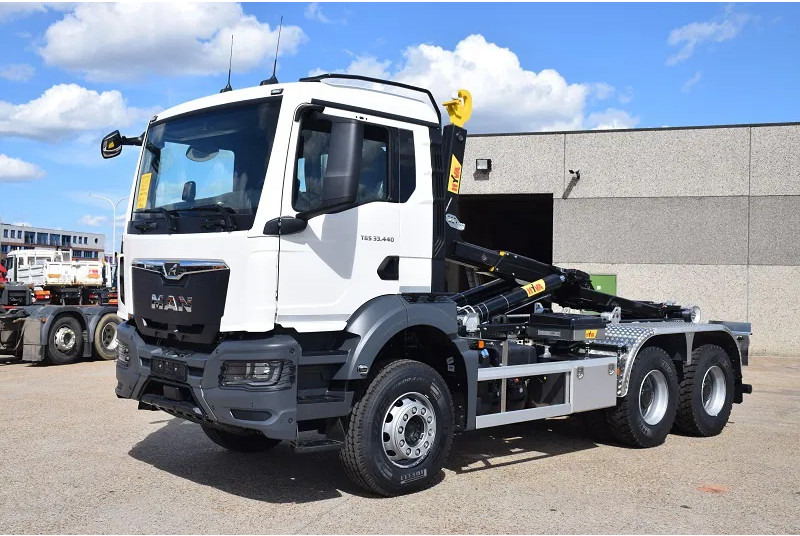 MAN TGS 33.440 - Koukkulava kuorma-auto: kuva MAN TGS 33.440 - Koukkulava kuorma-auto MAN TGS 33.440 - Koukkulava kuorma-auto: kuva MAN TGS 33.440 - Koukkulava kuorma-auto