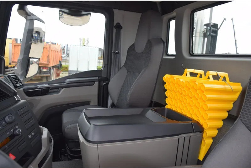 MAN TGS 33.440 - Koukkulava kuorma-auto: kuva MAN TGS 33.440 - Koukkulava kuorma-auto MAN TGS 33.440 - Koukkulava kuorma-auto: kuva MAN TGS 33.440 - Koukkulava kuorma-auto