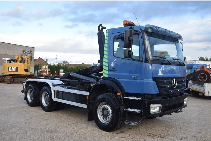Mercedes-Benz Axor 2633 - Koukkulava kuorma-auto: kuva Mercedes-Benz Axor 2633 - Koukkulava kuorma-auto Mercedes-Benz Axor 2633 - Koukkulava kuorma-auto: kuva Mercedes-Benz Axor 2633 - Koukkulava kuorma-auto