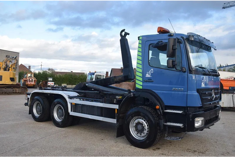 Mercedes-Benz Axor 2633 - Koukkulava kuorma-auto: kuva Mercedes-Benz Axor 2633 - Koukkulava kuorma-auto Mercedes-Benz Axor 2633 - Koukkulava kuorma-auto: kuva Mercedes-Benz Axor 2633 - Koukkulava kuorma-auto