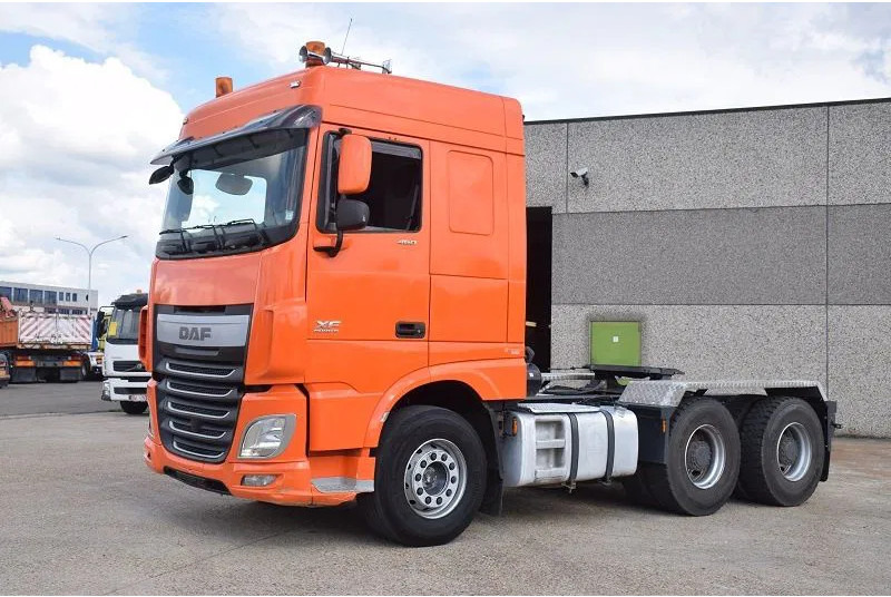 DAF XF 460 - 58 TON - Vetopöytäauto: kuva DAF XF 460 - 58 TON - Vetopöytäauto DAF XF 460 - 58 TON - Vetopöytäauto: kuva DAF XF 460 - 58 TON - Vetopöytäauto