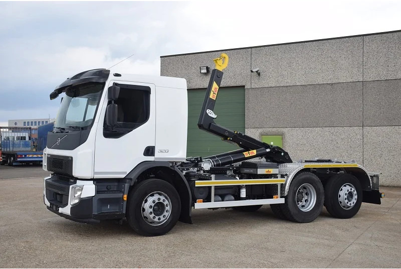 Volvo FE 320 - Koukkulava kuorma-auto: kuva Volvo FE 320 - Koukkulava kuorma-auto Volvo FE 320 - Koukkulava kuorma-auto: kuva Volvo FE 320 - Koukkulava kuorma-auto