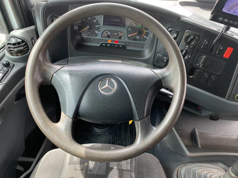 Mercedes-Benz Atego 1529 Laadbak*Containersysteem*Achteruitrijcamera* - Lava-kuorma-auto: kuva Mercedes-Benz Atego 1529 Laadbak*Containersysteem*Achteruitrijcamera* - Lava-kuorma-auto Mercedes-Benz Atego 1529 Laadbak*Containersysteem*Achteruitrijcamera* - Lava-kuorma-auto: kuva Mercedes-Benz Atego 1529 Laadbak*Containersysteem*Achteruitrijcamera* - Lava-kuorma-auto