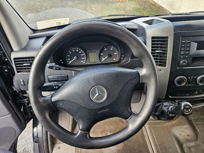 Mercedes-Benz Sprinter 313 - Kylmäauto: kuva Mercedes-Benz Sprinter 313 - Kylmäauto Mercedes-Benz Sprinter 313 - Kylmäauto: kuva Mercedes-Benz Sprinter 313 - Kylmäauto