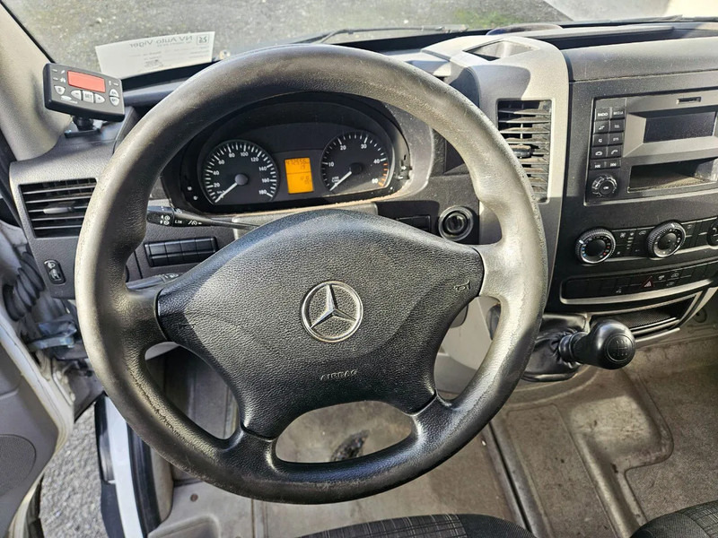 Mercedes-Benz Sprinter 313 - Kylmäauto: kuva Mercedes-Benz Sprinter 313 - Kylmäauto Mercedes-Benz Sprinter 313 - Kylmäauto: kuva Mercedes-Benz Sprinter 313 - Kylmäauto