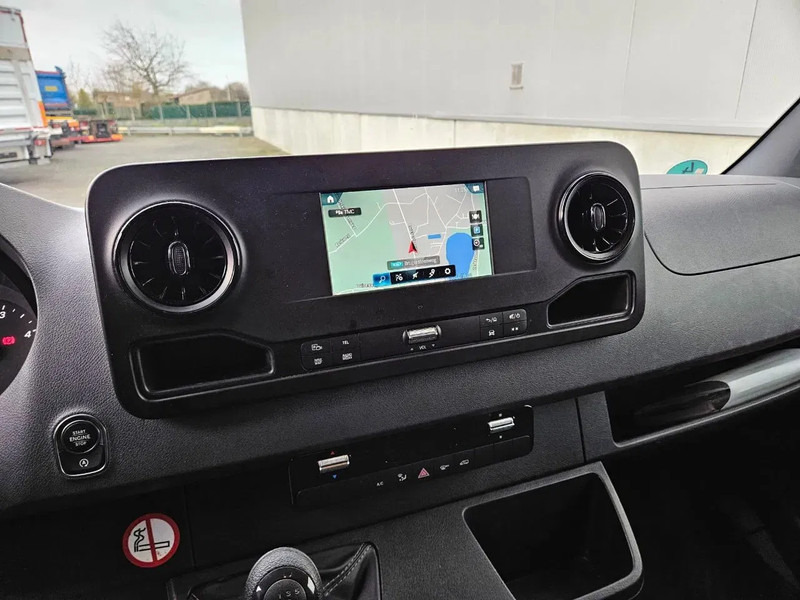 Mercedes-Benz Sprinter 317 L2H2*360°Camera*Airco*Navigatie*Zetelverwarming - Pakettiauto: kuva Mercedes-Benz Sprinter 317 L2H2*360°Camera*Airco*Navigatie*Zetelverwarming - Pakettiauto Mercedes-Benz Sprinter 317 L2H2*360°Camera*Airco*Navigatie*Zetelverwarming - Pakettiauto: kuva Mercedes-Benz Sprinter 317 L2H2*360°Camera*Airco*Navigatie*Zetelverwarming - Pakettiauto