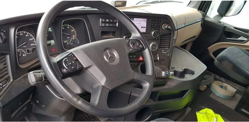 Mercedes-Benz Actros 1842 MLS - Vetopöytäauto: kuva Mercedes-Benz Actros 1842 MLS - Vetopöytäauto Mercedes-Benz Actros 1842 MLS - Vetopöytäauto: kuva Mercedes-Benz Actros 1842 MLS - Vetopöytäauto