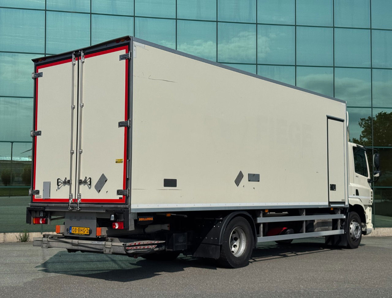 DAF CF 250 Carrier Supra 1150 Multi Temp 561.000 KM Tail Lift NL Truck - Refrigeraattori kuorma-auto: kuva DAF CF 250 Carrier Supra 1150 Multi Temp 561.000 KM Tail Lift NL Truck - Refrigeraattori kuorma-auto DAF CF 250 Carrier Supra 1150 Multi Temp 561.000 KM Tail Lift NL Truck - Refrigeraattori kuorma-auto: kuva DAF CF 250 Carrier Supra 1150 Multi Temp 561.000 KM Tail Lift NL Truck - Refrigeraattori kuorma-auto