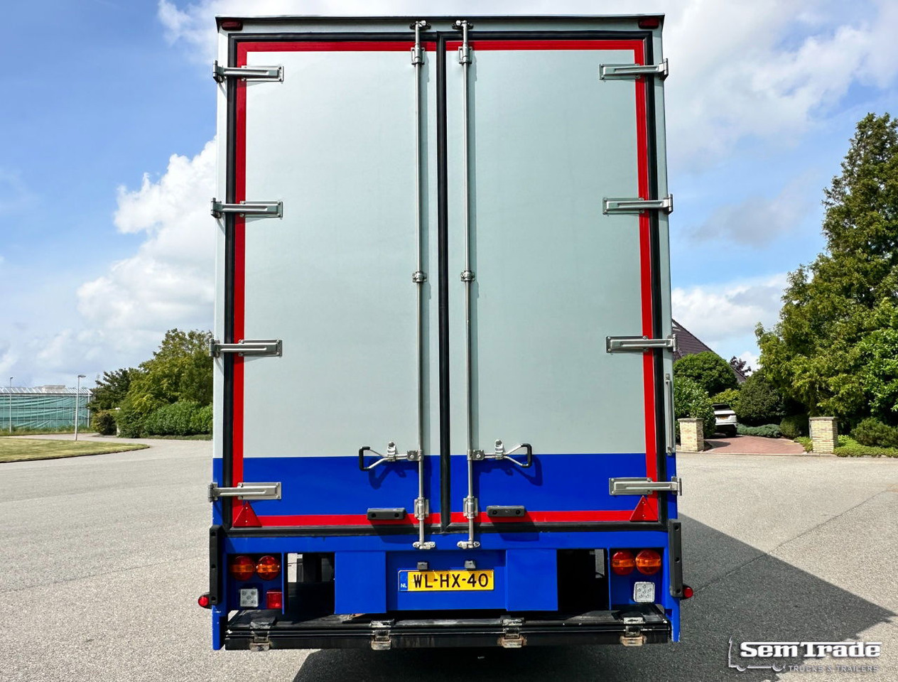 Floor Flma-10 Carrier Cooling 2X Side Door Tail Lift Disc Brakes Holland-Trailer - Refrigeraattori perävaunu: kuva Floor Flma-10 Carrier Cooling 2X Side Door Tail Lift Disc Brakes Holland-Trailer - Refrigeraattori perävaunu Floor Flma-10 Carrier Cooling 2X Side Door Tail Lift Disc Brakes Holland-Trailer - Refrigeraattori perävaunu: kuva Floor Flma-10 Carrier Cooling 2X Side Door Tail Lift Disc Brakes Holland-Trailer - Refrigeraattori perävaunu