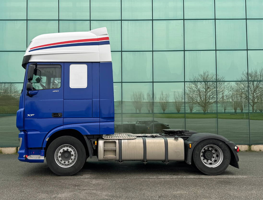 DAF XF 480 FT SSC Parking Airco NEW Service NEW Balloons NEW TUV - APK TOP Condi - Vetopöytäauto: kuva DAF XF 480 FT SSC Parking Airco NEW Service NEW Balloons NEW TUV - APK TOP Condi - Vetopöytäauto DAF XF 480 FT SSC Parking Airco NEW Service NEW Balloons NEW TUV - APK TOP Condi - Vetopöytäauto: kuva DAF XF 480 FT SSC Parking Airco NEW Service NEW Balloons NEW TUV - APK TOP Condi - Vetopöytäauto