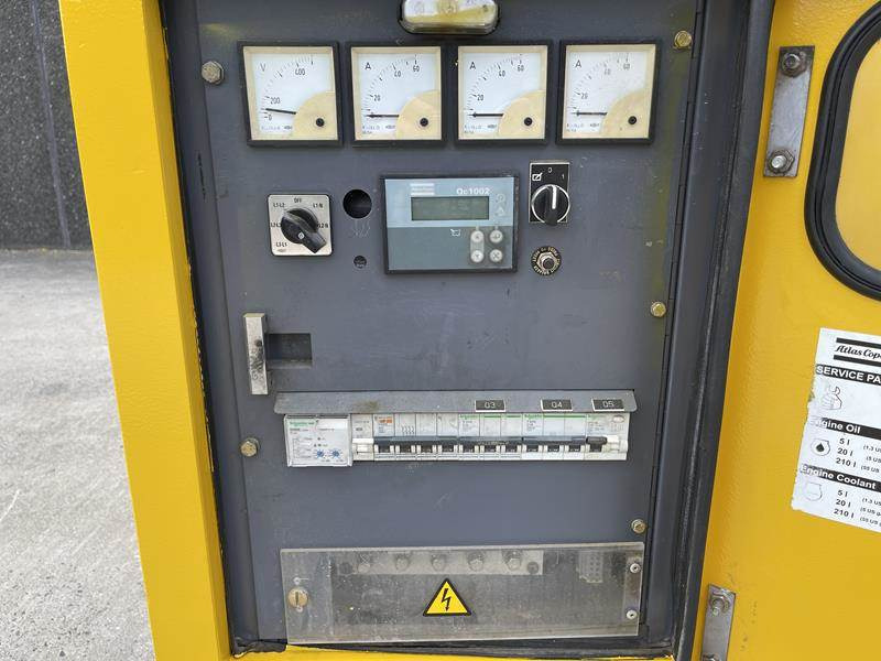 Atlas-Copco QAS 40 - Sähkögeneraattori: kuva Atlas-Copco QAS 40 - Sähkögeneraattori Atlas-Copco QAS 40 - Sähkögeneraattori: kuva Atlas-Copco QAS 40 - Sähkögeneraattori