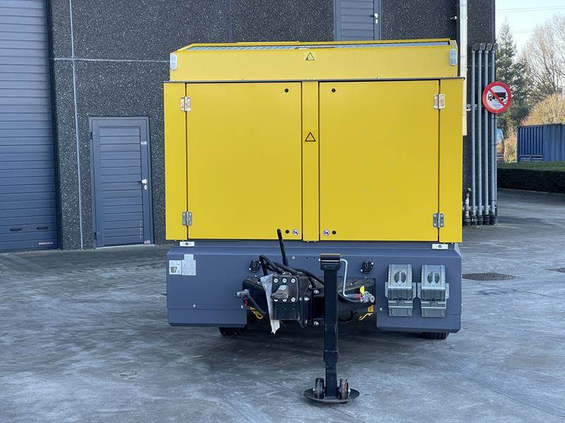 Atlas-Copco V 28 STAGE V - Ilmakompressori: kuva Atlas-Copco V 28 STAGE V - Ilmakompressori Atlas-Copco V 28 STAGE V - Ilmakompressori: kuva Atlas-Copco V 28 STAGE V - Ilmakompressori
