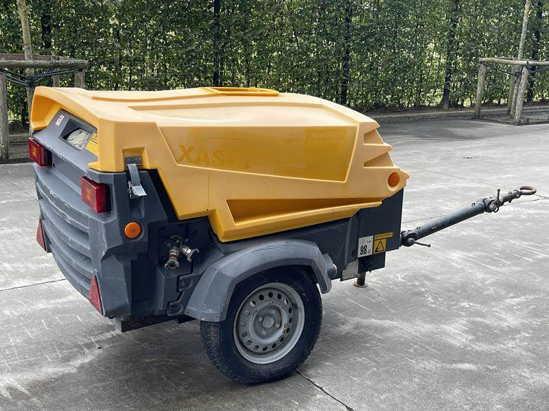 Atlas-Copco XAS 37 KD - Ilmakompressori: kuva Atlas-Copco XAS 37 KD - Ilmakompressori Atlas-Copco XAS 37 KD - Ilmakompressori: kuva Atlas-Copco XAS 37 KD - Ilmakompressori