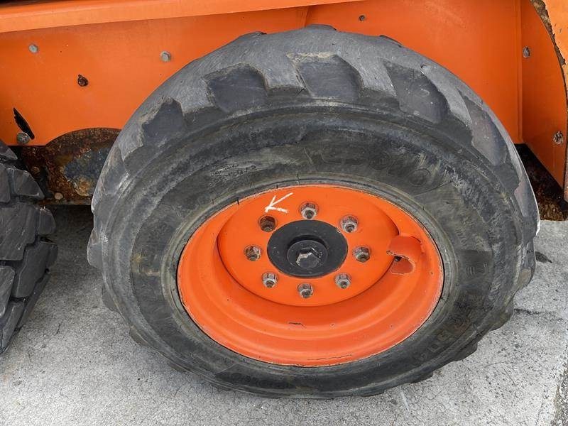 Pyöräkuormaaja Bobcat S 450: kuva Pyöräkuormaaja Bobcat S 450 Pyöräkuormaaja Bobcat S 450: kuva Pyöräkuormaaja Bobcat S 450