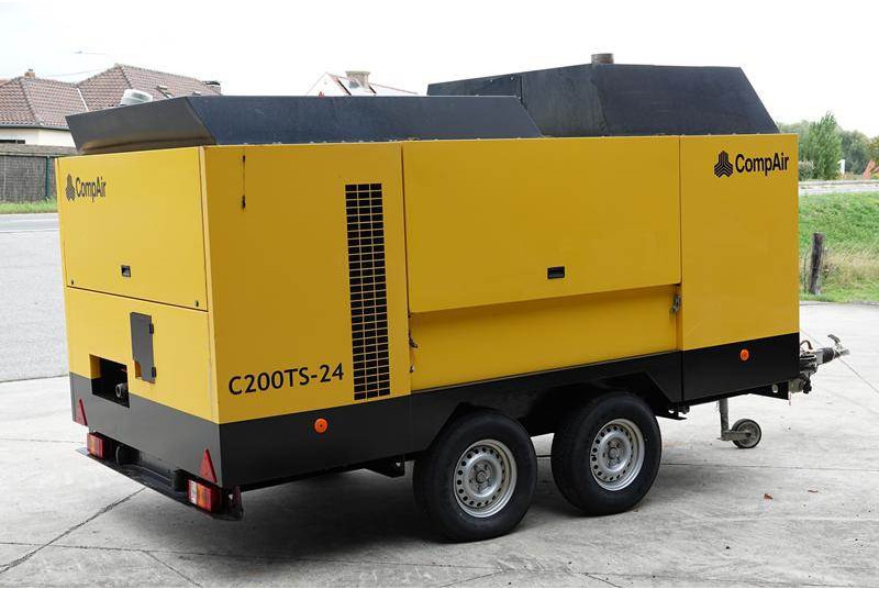 Compair C 200 TS - 24 - Ilmakompressori: kuva Compair C 200 TS - 24 - Ilmakompressori Compair C 200 TS - 24 - Ilmakompressori: kuva Compair C 200 TS - 24 - Ilmakompressori