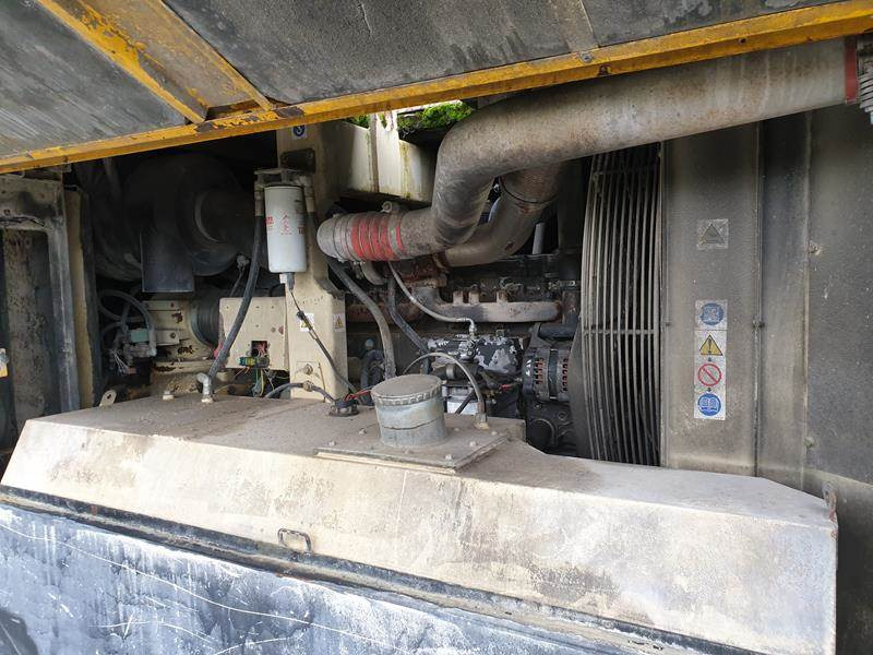 Ingersoll Rand 12 / 235 - Ilmakompressori: kuva Ingersoll Rand 12 / 235 - Ilmakompressori Ingersoll Rand 12 / 235 - Ilmakompressori: kuva Ingersoll Rand 12 / 235 - Ilmakompressori