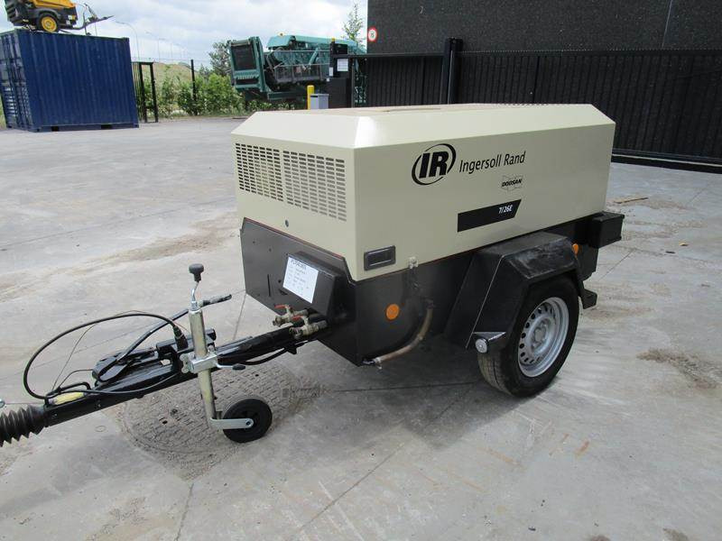 Ingersoll Rand 7 / 26 E - Ilmakompressori: kuva Ingersoll Rand 7 / 26 E - Ilmakompressori Ingersoll Rand 7 / 26 E - Ilmakompressori: kuva Ingersoll Rand 7 / 26 E - Ilmakompressori