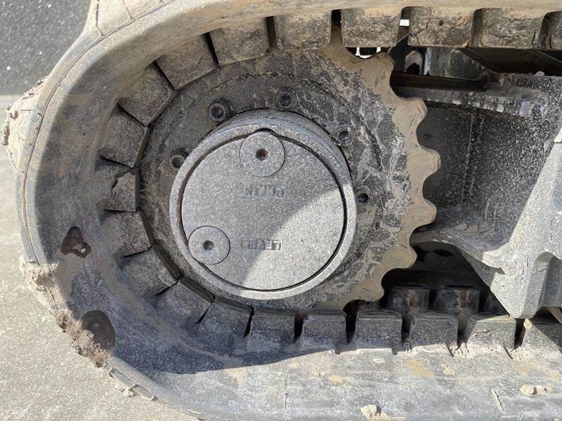 JCB 15 C - 1 - Minikuormaaja: kuva JCB 15 C - 1 - Minikuormaaja JCB 15 C - 1 - Minikuormaaja: kuva JCB 15 C - 1 - Minikuormaaja