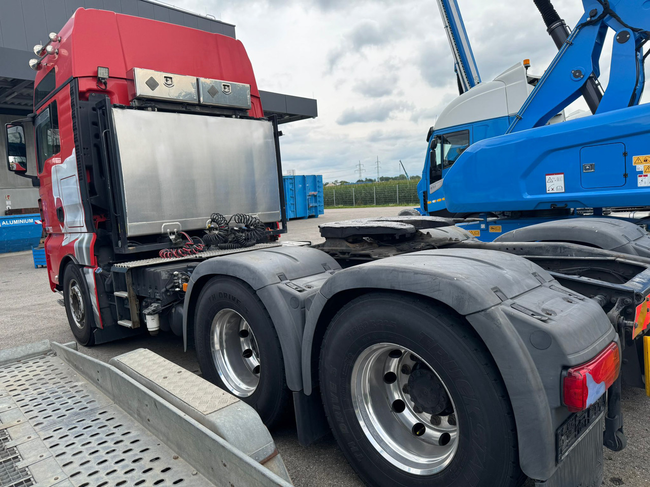 MAN TGX 26.560 6x4 - Vetopöytäauto: kuva MAN TGX 26.560 6x4 - Vetopöytäauto MAN TGX 26.560 6x4 - Vetopöytäauto: kuva MAN TGX 26.560 6x4 - Vetopöytäauto