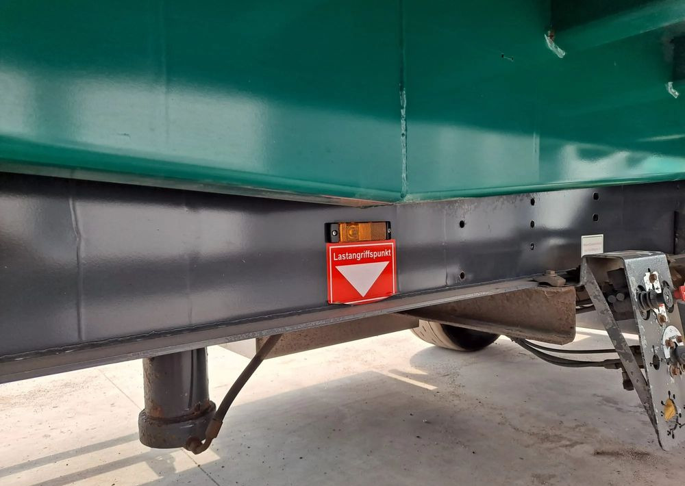 Kempf Wywrot do przewozu zrebek i drzewa przyczepa - Puutavaraperävaunu: kuva Kempf Wywrot do przewozu zrebek i drzewa przyczepa - Puutavaraperävaunu Kempf Wywrot do przewozu zrebek i drzewa przyczepa - Puutavaraperävaunu: kuva Kempf Wywrot do przewozu zrebek i drzewa przyczepa - Puutavaraperävaunu