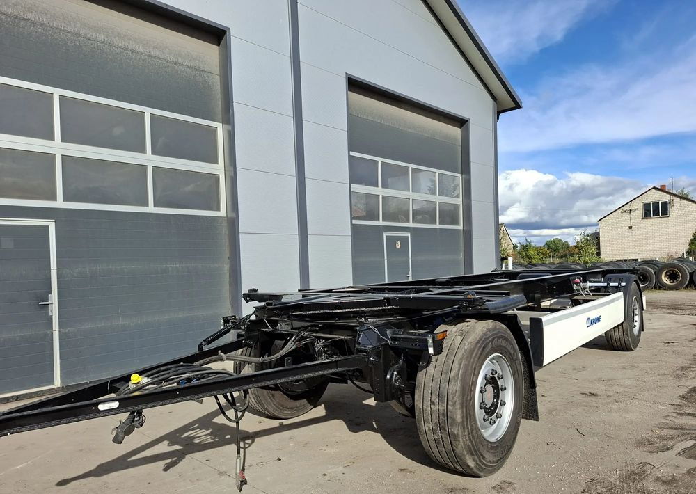 Krone BDF osie SAF przyczepa - Konttialus/ Vaihtokuormatilat perävaunu: kuva Krone BDF osie SAF przyczepa - Konttialus/ Vaihtokuormatilat perävaunu Krone BDF osie SAF przyczepa - Konttialus/ Vaihtokuormatilat perävaunu: kuva Krone BDF osie SAF przyczepa - Konttialus/ Vaihtokuormatilat perävaunu