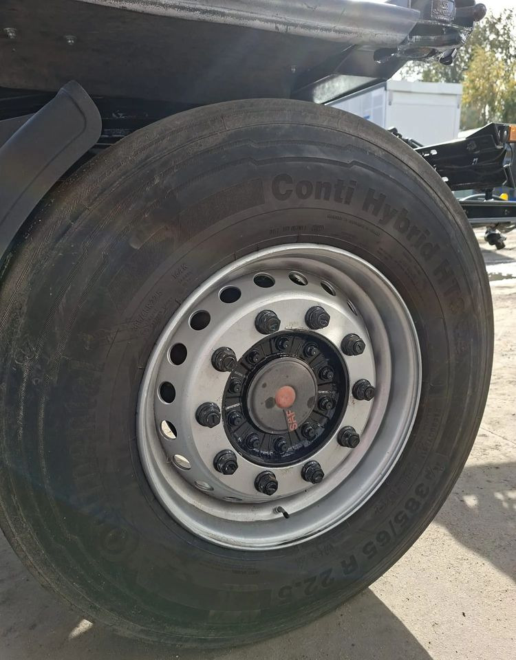 Krone BDF osie SAF przyczepa - Konttialus/ Vaihtokuormatilat perävaunu: kuva Krone BDF osie SAF przyczepa - Konttialus/ Vaihtokuormatilat perävaunu Krone BDF osie SAF przyczepa - Konttialus/ Vaihtokuormatilat perävaunu: kuva Krone BDF osie SAF przyczepa - Konttialus/ Vaihtokuormatilat perävaunu