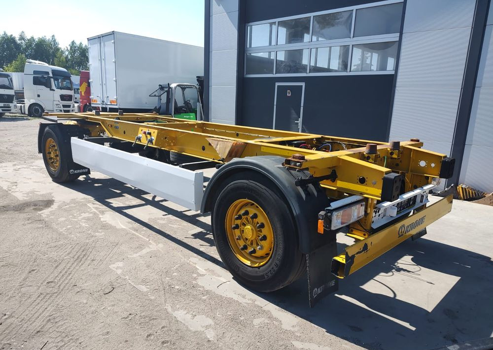 Krone Przyczepa BDF Krone - Konttialus/ Vaihtokuormatilat perävaunu: kuva Krone Przyczepa BDF Krone - Konttialus/ Vaihtokuormatilat perävaunu Krone Przyczepa BDF Krone - Konttialus/ Vaihtokuormatilat perävaunu: kuva Krone Przyczepa BDF Krone - Konttialus/ Vaihtokuormatilat perävaunu