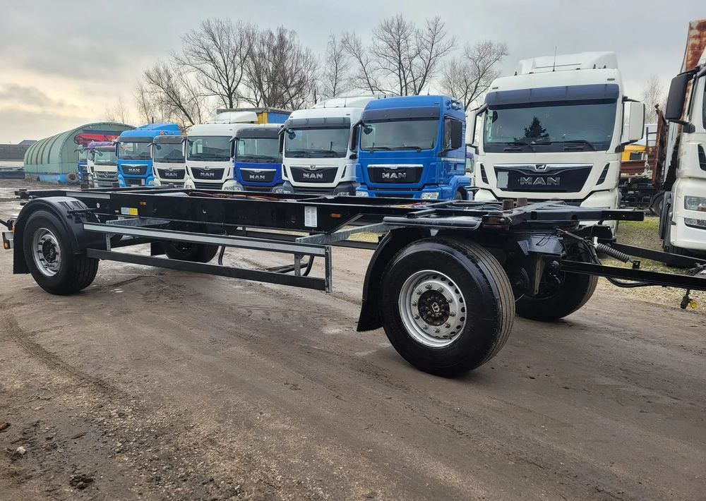 Krone Przyczepa BDF - Konttialus/ Vaihtokuormatilat perävaunu: kuva Krone Przyczepa BDF - Konttialus/ Vaihtokuormatilat perävaunu Krone Przyczepa BDF - Konttialus/ Vaihtokuormatilat perävaunu: kuva Krone Przyczepa BDF - Konttialus/ Vaihtokuormatilat perävaunu