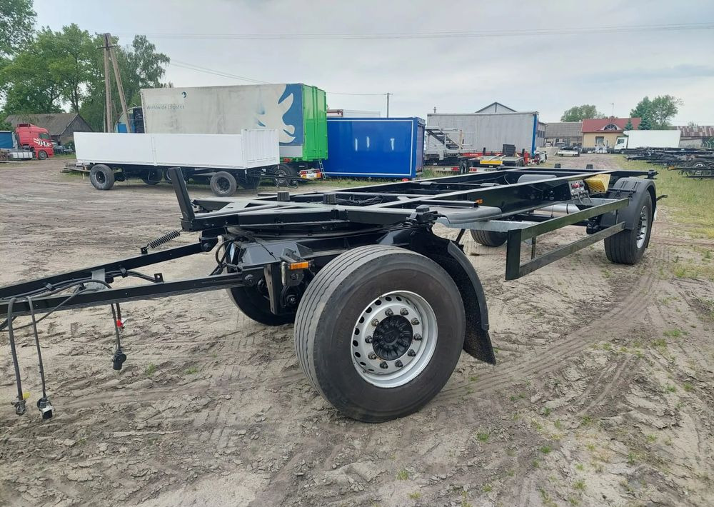 Krone - Konttialus/ Vaihtokuormatilat perävaunu: kuva Krone - Konttialus/ Vaihtokuormatilat perävaunu Krone - Konttialus/ Vaihtokuormatilat perävaunu: kuva Krone - Konttialus/ Vaihtokuormatilat perävaunu