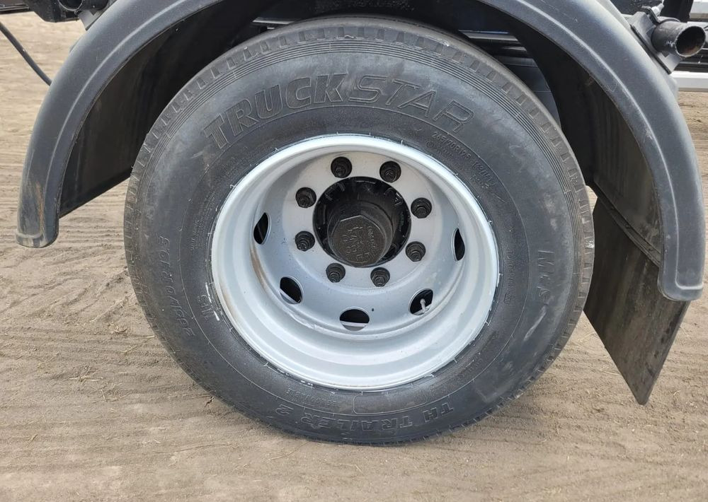 Meiller Przyczepa do hakowca Huffermann - Vaihtolavaperävaunu/ Nostovarsi vaihtolavaperävaunu: kuva Meiller Przyczepa do hakowca Huffermann - Vaihtolavaperävaunu/ Nostovarsi vaihtolavaperävaunu Meiller Przyczepa do hakowca Huffermann - Vaihtolavaperävaunu/ Nostovarsi vaihtolavaperävaunu: kuva Meiller Przyczepa do hakowca Huffermann - Vaihtolavaperävaunu/ Nostovarsi vaihtolavaperävaunu