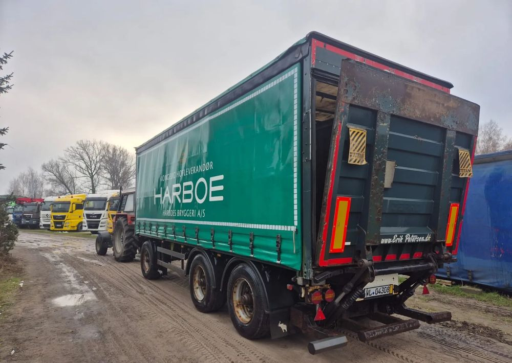 Schmitz Cargobull - Pressukapelliperävaunu: kuva Schmitz Cargobull - Pressukapelliperävaunu Schmitz Cargobull - Pressukapelliperävaunu: kuva Schmitz Cargobull - Pressukapelliperävaunu