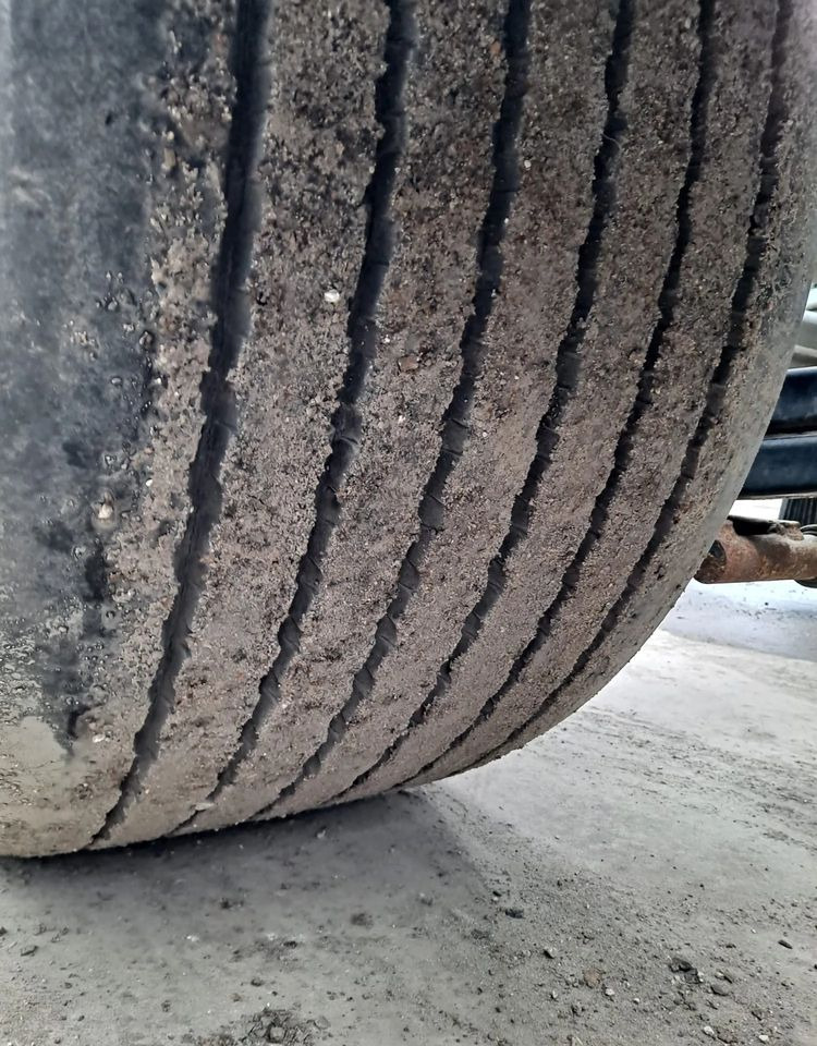 Wielton Przyczepa tandem - Konttialus/ Vaihtokuormatilat perävaunu: kuva Wielton Przyczepa tandem - Konttialus/ Vaihtokuormatilat perävaunu Wielton Przyczepa tandem - Konttialus/ Vaihtokuormatilat perävaunu: kuva Wielton Przyczepa tandem - Konttialus/ Vaihtokuormatilat perävaunu