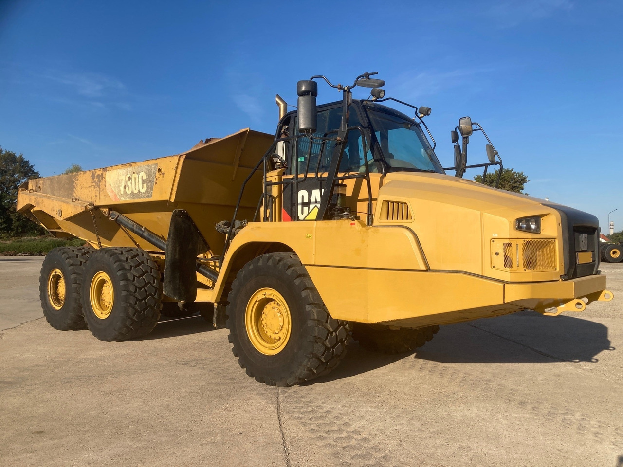CATERPILLAR 730C - Nivelkippiauto: kuva CATERPILLAR 730C - Nivelkippiauto CATERPILLAR 730C - Nivelkippiauto: kuva CATERPILLAR 730C - Nivelkippiauto
