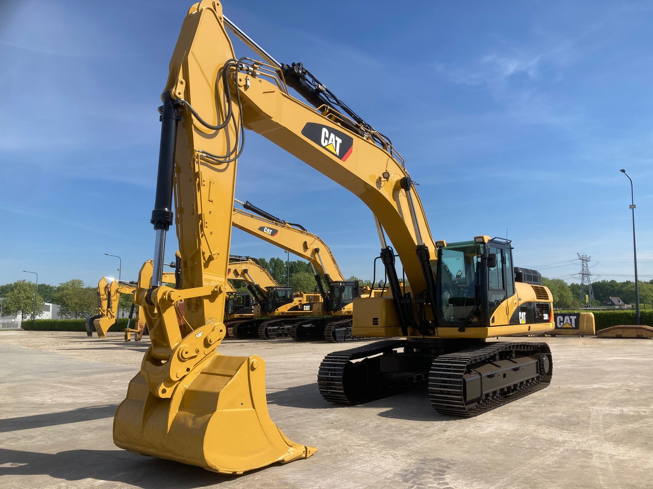 Caterpillar 330DL - Telakaivukone: kuva caterpillar 330DL - Telakaivukone Caterpillar 330DL - Telakaivukone: kuva caterpillar 330DL - Telakaivukone