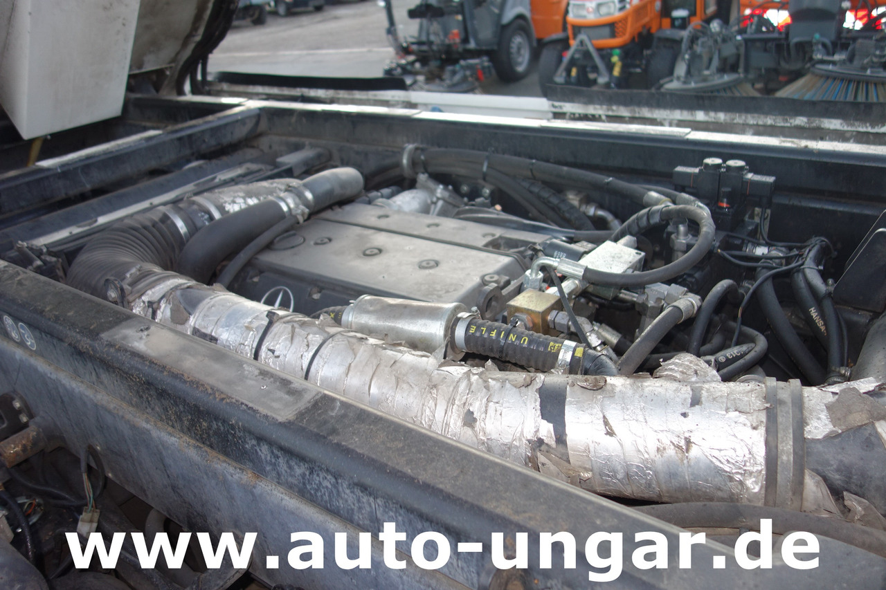Lakaisuauto Bucher CityCat CC5000 RosRoca Kehrmaschine 4-Rad Lenkung Euro 5: kuva Lakaisuauto Bucher CityCat CC5000 RosRoca Kehrmaschine 4-Rad Lenkung Euro 5
