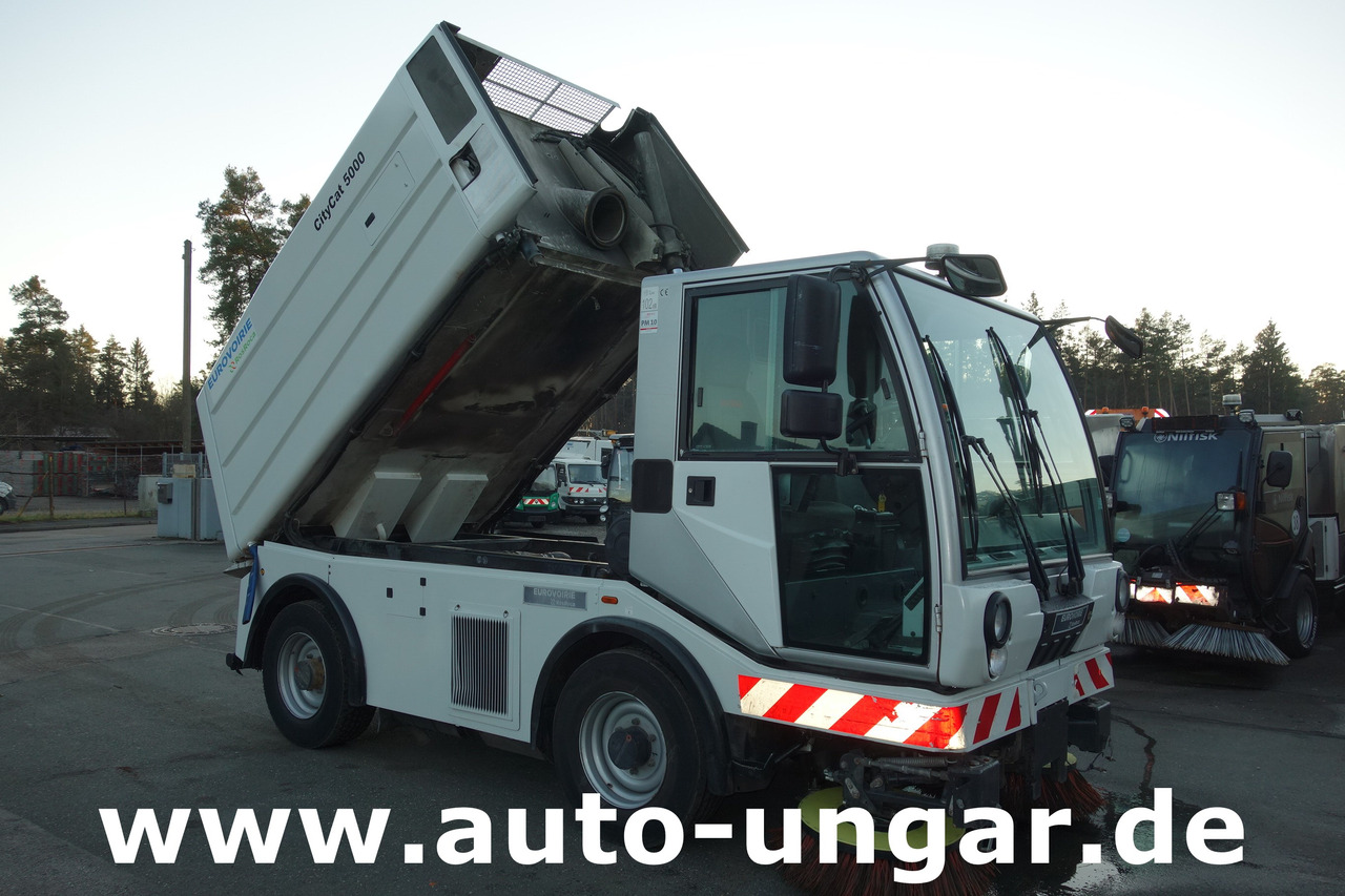 Lakaisuauto Bucher CityCat CC5000 RosRoca Kehrmaschine 4-Rad Lenkung Euro 5: kuva Lakaisuauto Bucher CityCat CC5000 RosRoca Kehrmaschine 4-Rad Lenkung Euro 5