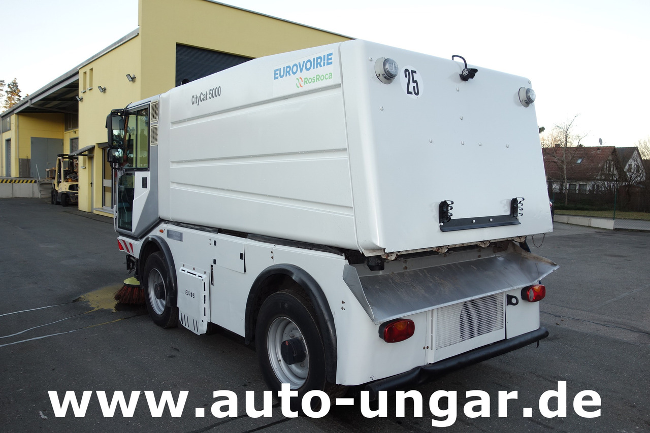 Lakaisuauto Bucher CityCat CC5000 RosRoca Kehrmaschine 4-Rad Lenkung Euro 5: kuva Lakaisuauto Bucher CityCat CC5000 RosRoca Kehrmaschine 4-Rad Lenkung Euro 5