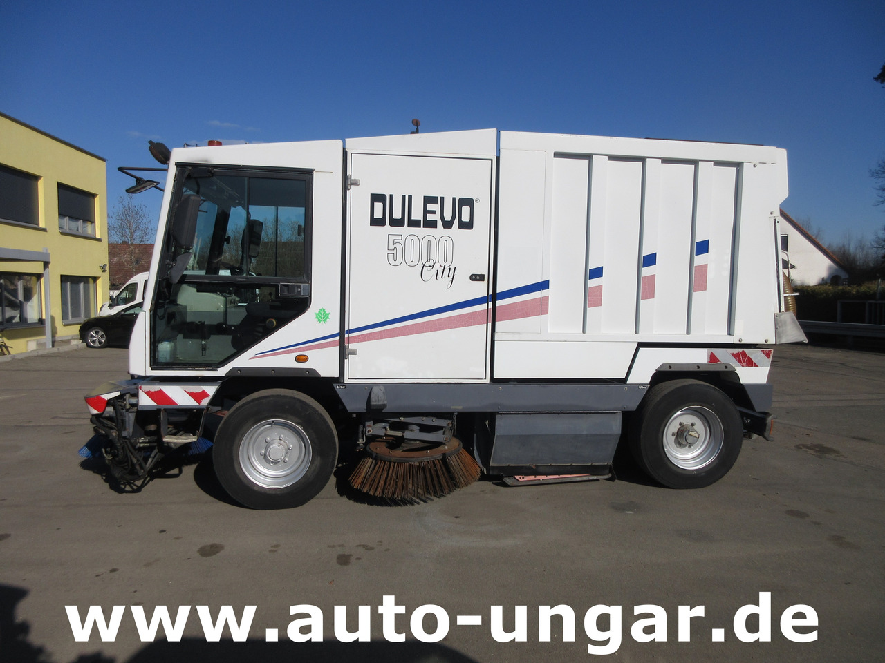 DULEVO 5000 City Hochentleerung Handsaugschlauch Frontbesen 4x4x4 - Lakaisuauto: kuva DULEVO 5000 City Hochentleerung Handsaugschlauch Frontbesen 4x4x4 - Lakaisuauto DULEVO 5000 City Hochentleerung Handsaugschlauch Frontbesen 4x4x4 - Lakaisuauto: kuva DULEVO 5000 City Hochentleerung Handsaugschlauch Frontbesen 4x4x4 - Lakaisuauto