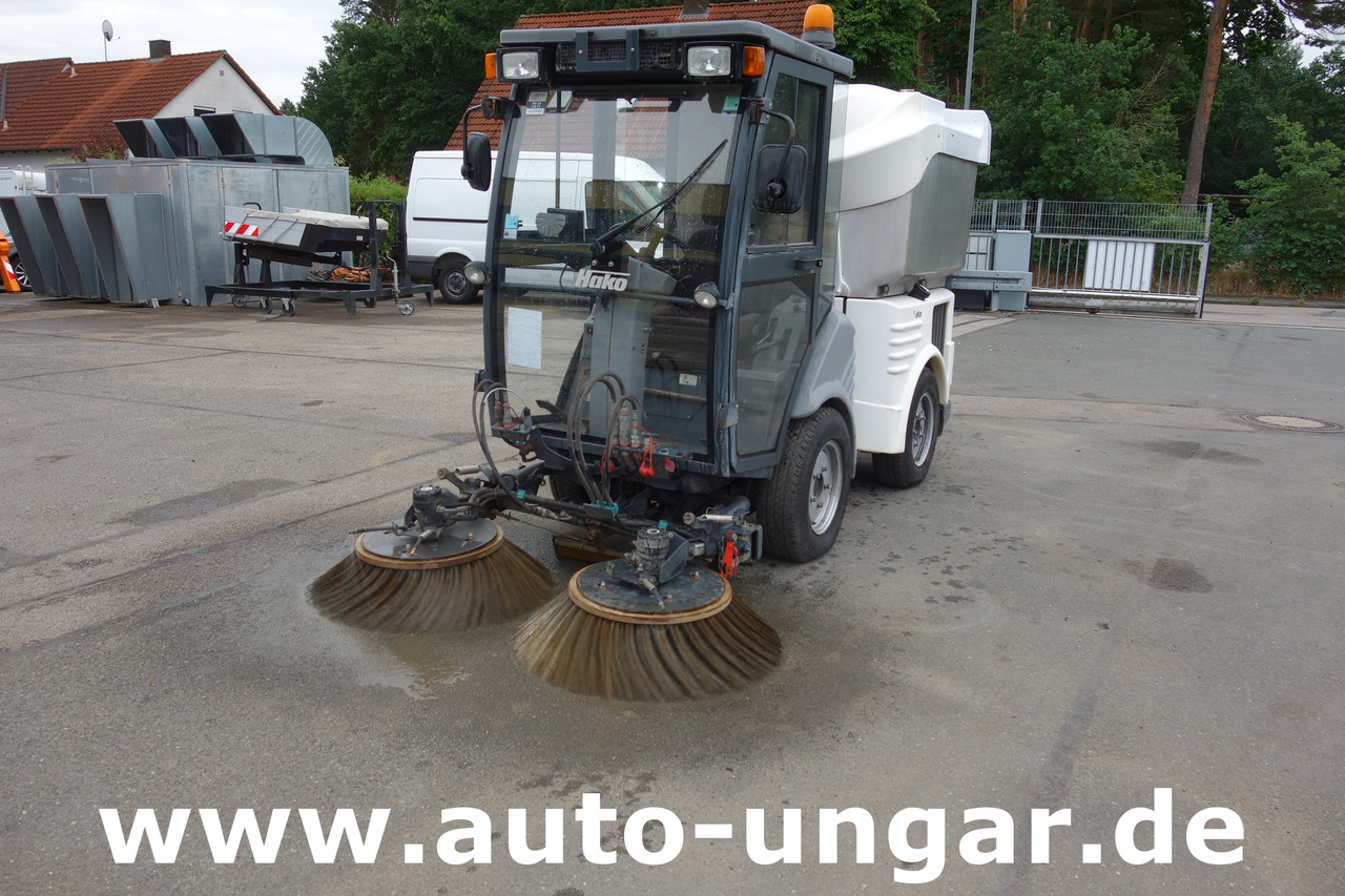 Hako Citymaster CM 1200 - 1250 Bj. 2011 Allrad 4x4 Kehrmaschine Kommunalfahrzeug - Lakaisuauto: kuva Hako Citymaster CM 1200 - 1250 Bj. 2011 Allrad 4x4 Kehrmaschine Kommunalfahrzeug - Lakaisuauto Hako Citymaster CM 1200 - 1250 Bj. 2011 Allrad 4x4 Kehrmaschine Kommunalfahrzeug - Lakaisuauto: kuva Hako Citymaster CM 1200 - 1250 Bj. 2011 Allrad 4x4 Kehrmaschine Kommunalfahrzeug - Lakaisuauto