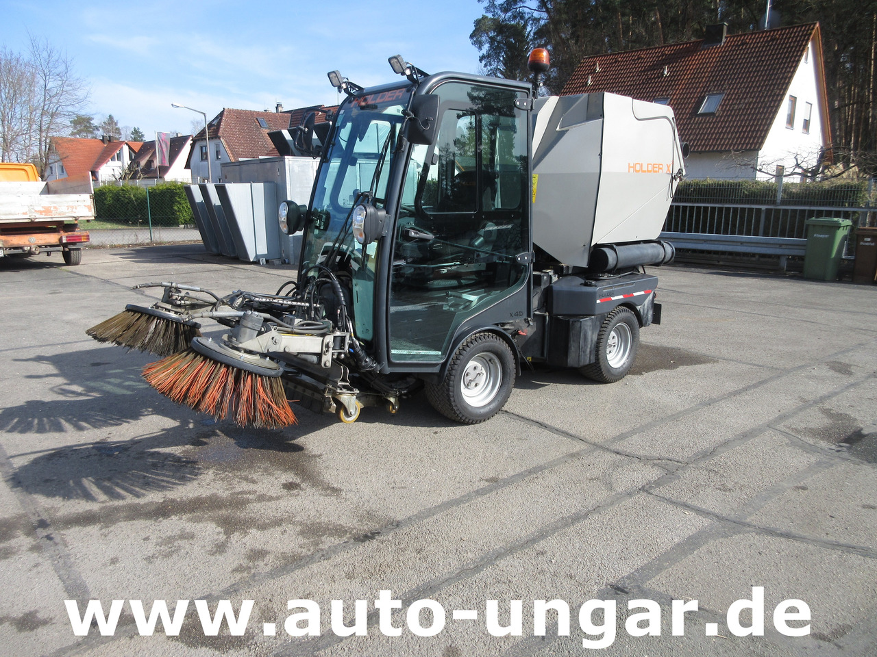 Holder X45 Kubota Diesel Motor Baujahr 2019 Allrad Kehrmaschine Geräteträger - Kunnan traktori: kuva Holder X45 Kubota Diesel Motor Baujahr 2019 Allrad Kehrmaschine Geräteträger - Kunnan traktori Holder X45 Kubota Diesel Motor Baujahr 2019 Allrad Kehrmaschine Geräteträger - Kunnan traktori: kuva Holder X45 Kubota Diesel Motor Baujahr 2019 Allrad Kehrmaschine Geräteträger - Kunnan traktori