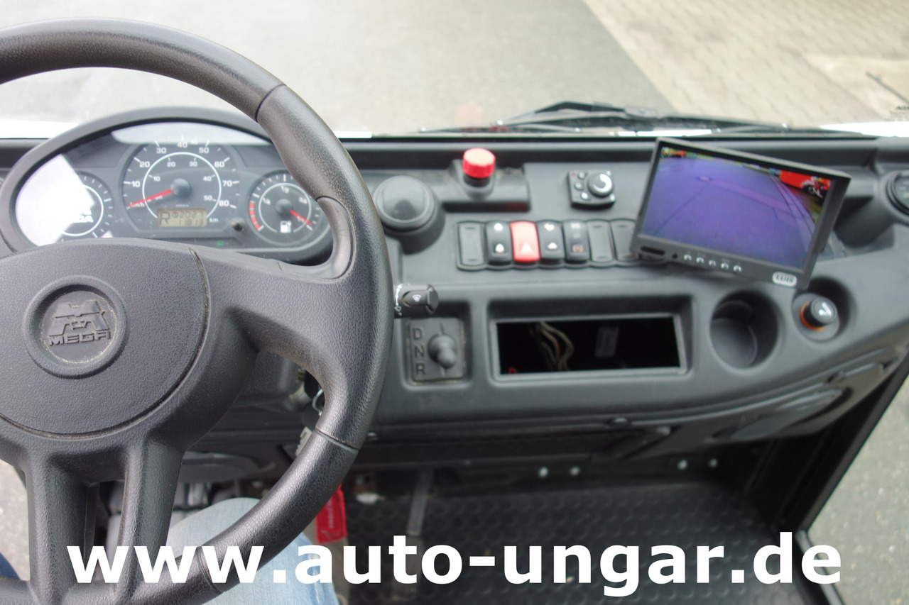 Jakeluauto, Sähköpakettiauto Mega Mega - Aixam Mega RM H9 Koffer Elektro: kuva Jakeluauto, Sähköpakettiauto Mega Mega - Aixam Mega RM H9 Koffer Elektro