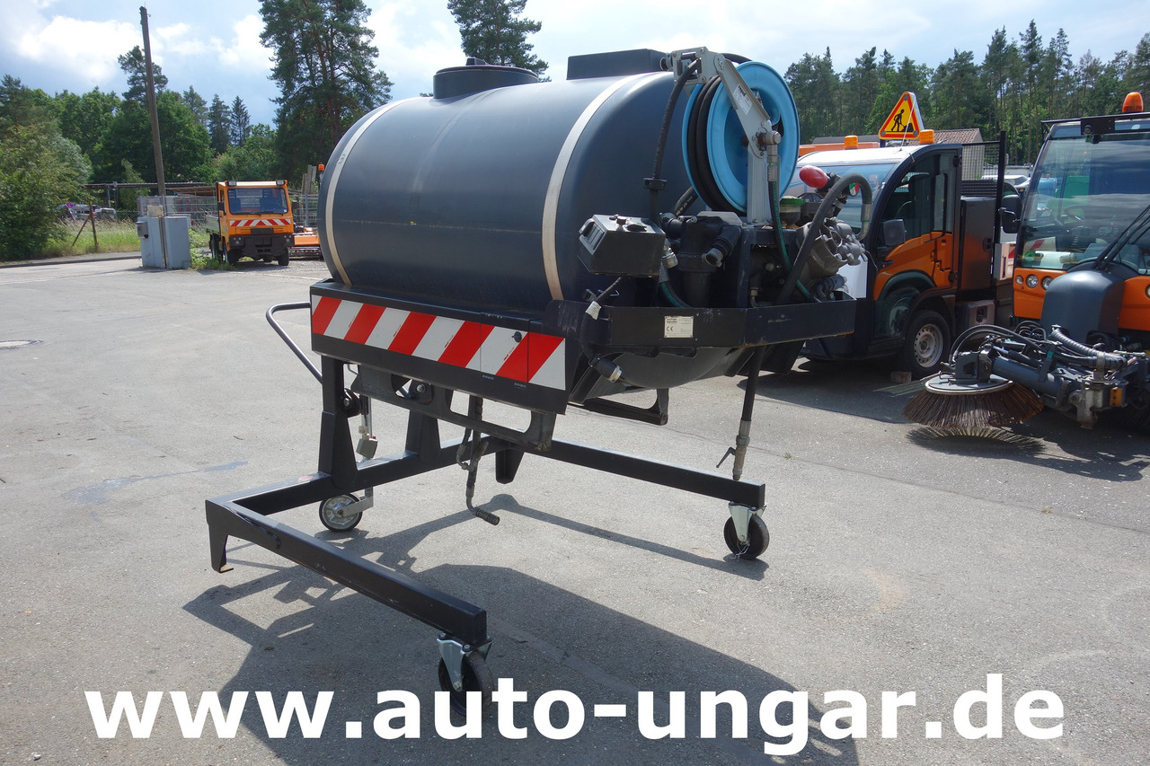NILFISK CR3500 Wasserfass mit Pumpe + Schlauchhaspel Schmidt Multigo Schwemmaufbau - Painepesuri: kuva NILFISK CR3500 Wasserfass mit Pumpe + Schlauchhaspel Schmidt Multigo Schwemmaufbau - Painepesuri NILFISK CR3500 Wasserfass mit Pumpe + Schlauchhaspel Schmidt Multigo Schwemmaufbau - Painepesuri: kuva NILFISK CR3500 Wasserfass mit Pumpe + Schlauchhaspel Schmidt Multigo Schwemmaufbau - Painepesuri