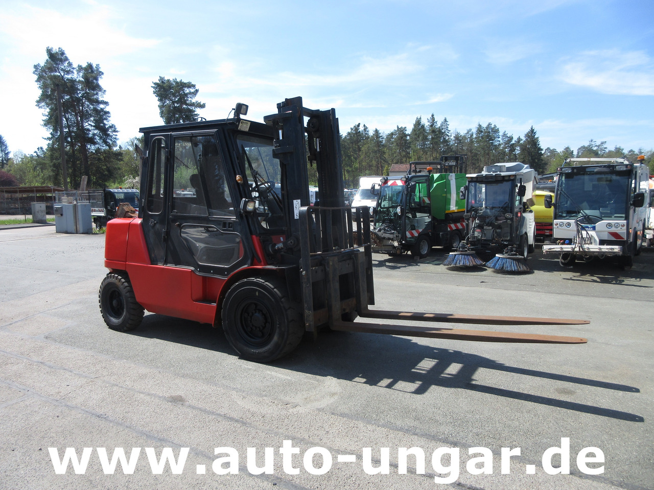 Nissan F04D 400 Diesel Gabelstapler 4.000kg Motorschaden Bj. 2002 - Dieseltrukki: kuva Nissan F04D 400 Diesel Gabelstapler 4.000kg Motorschaden Bj. 2002 - Dieseltrukki Nissan F04D 400 Diesel Gabelstapler 4.000kg Motorschaden Bj. 2002 - Dieseltrukki: kuva Nissan F04D 400 Diesel Gabelstapler 4.000kg Motorschaden Bj. 2002 - Dieseltrukki