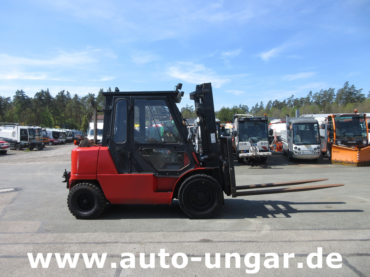 Nissan F04D 400 Diesel Gabelstapler 4.000kg Motorschaden Bj. 2002 - Dieseltrukki: kuva Nissan F04D 400 Diesel Gabelstapler 4.000kg Motorschaden Bj. 2002 - Dieseltrukki Nissan F04D 400 Diesel Gabelstapler 4.000kg Motorschaden Bj. 2002 - Dieseltrukki: kuva Nissan F04D 400 Diesel Gabelstapler 4.000kg Motorschaden Bj. 2002 - Dieseltrukki