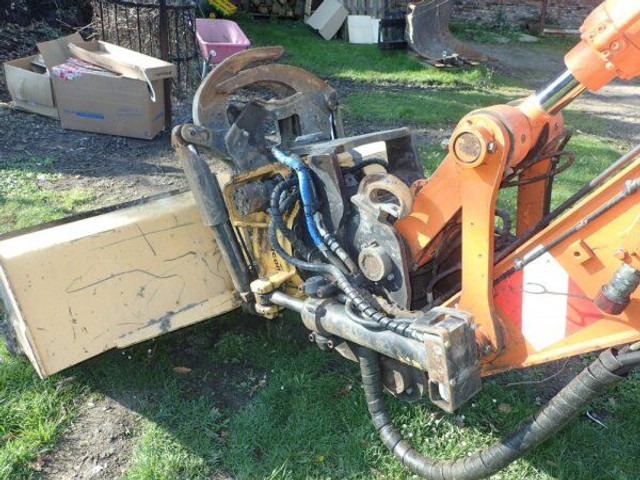 Hitachi Zaxis 140W-5B - Pyöräalustainen kaivinkone: kuva Hitachi Zaxis 140W-5B - Pyöräalustainen kaivinkone Hitachi Zaxis 140W-5B - Pyöräalustainen kaivinkone: kuva Hitachi Zaxis 140W-5B - Pyöräalustainen kaivinkone